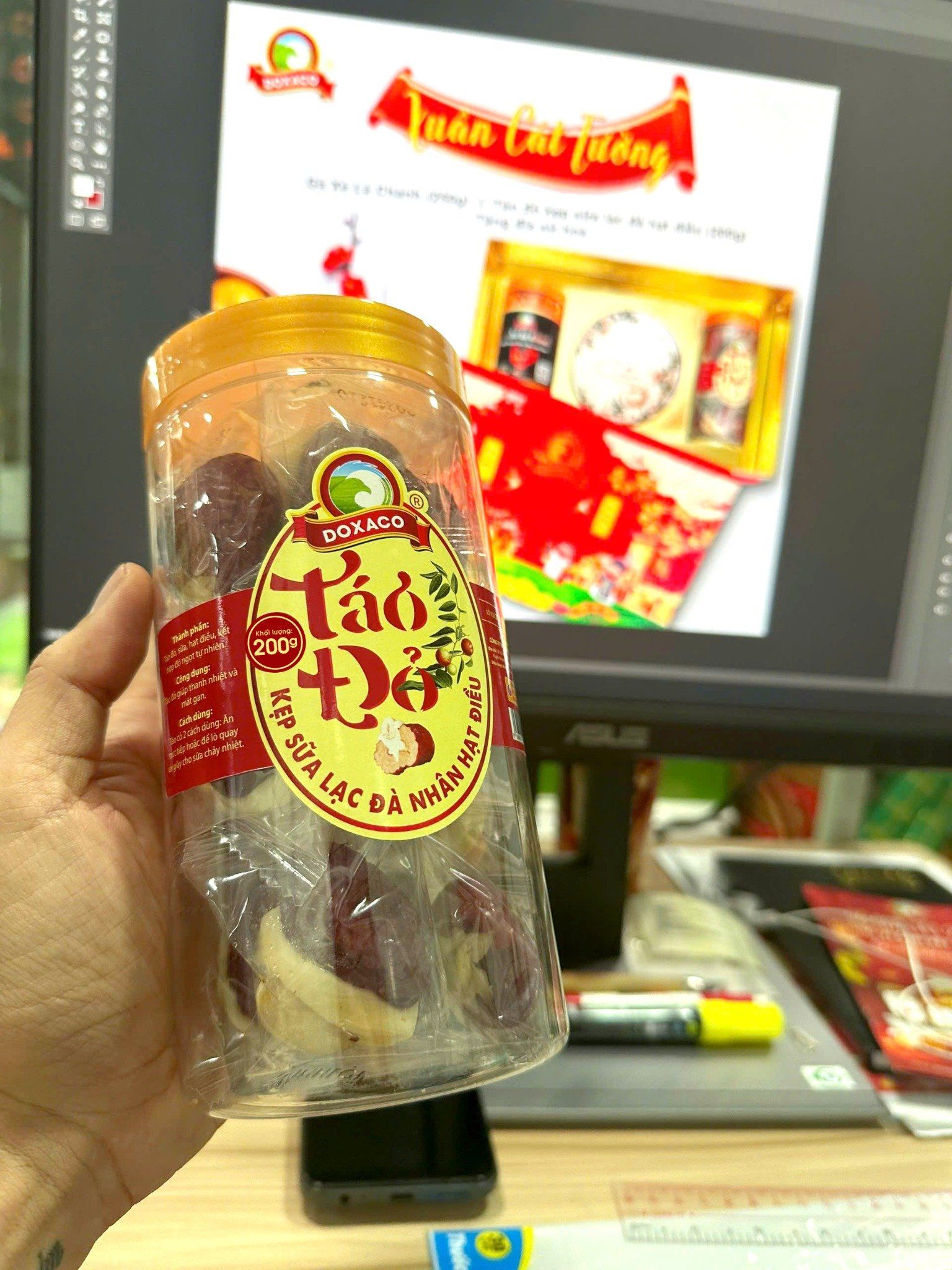 Táo Đỏ Kẹp Sữa Hạt Điều (200g)