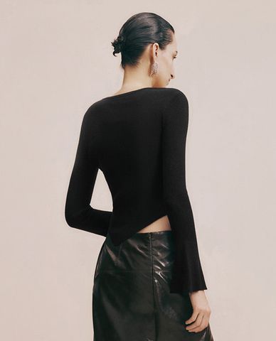 URBAN REVIVO - Áo kiểu nữ tay dài phom ôm One Shoulder