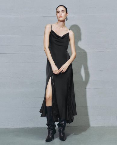 URBAN REVIVO - Đầm hai dây midi xẻ tà phối bèo nhún