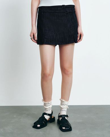 URBAN REVIVO - Chân váy denim mini phối thắt lưng cá tính