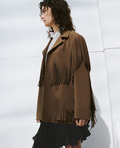 URBAN REVIVO - Áo khoác blazer nữ phối tua rua hiện đại