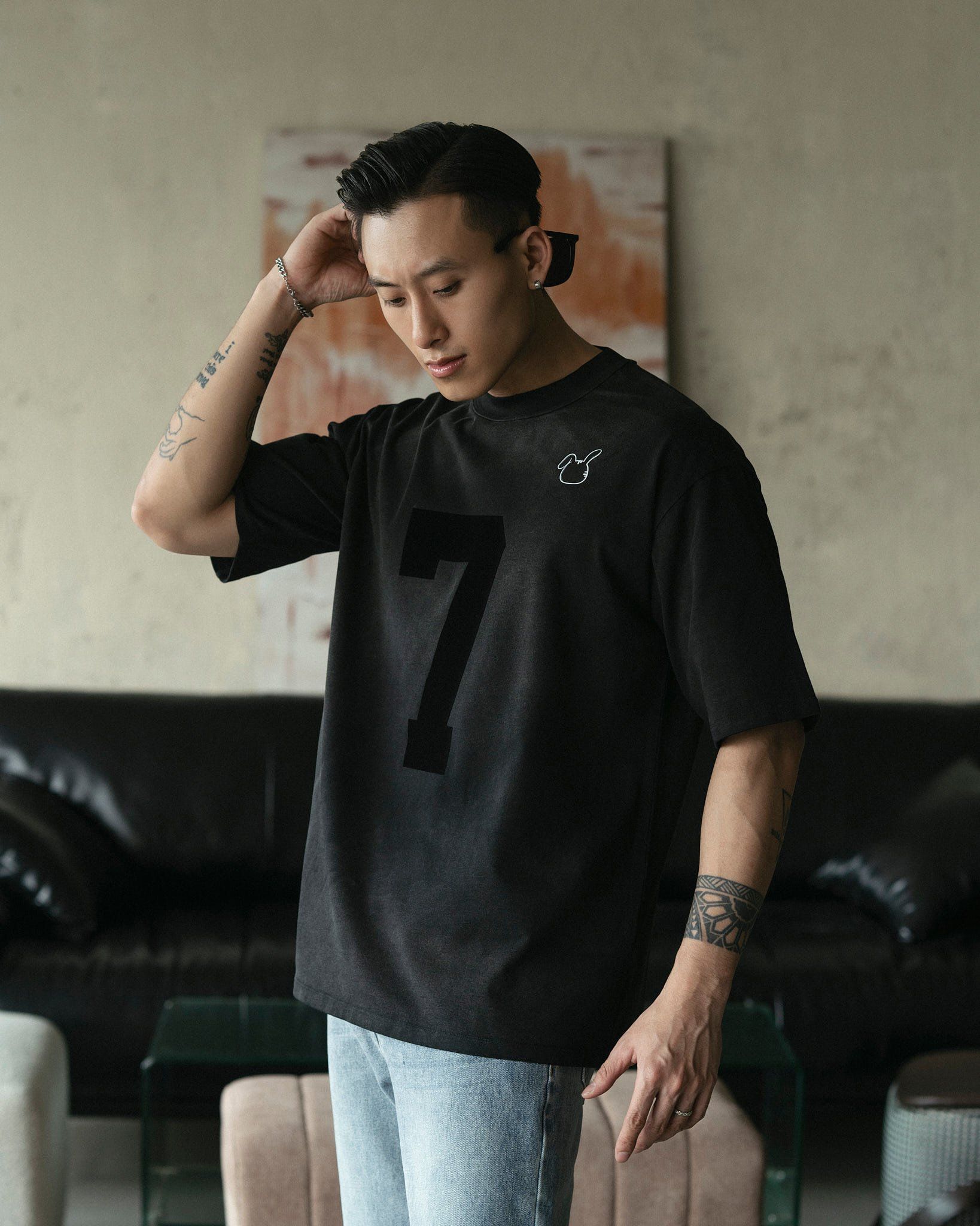ÁO THUN CỔ TRÒN IN SỐ 7 RELAXED FIT