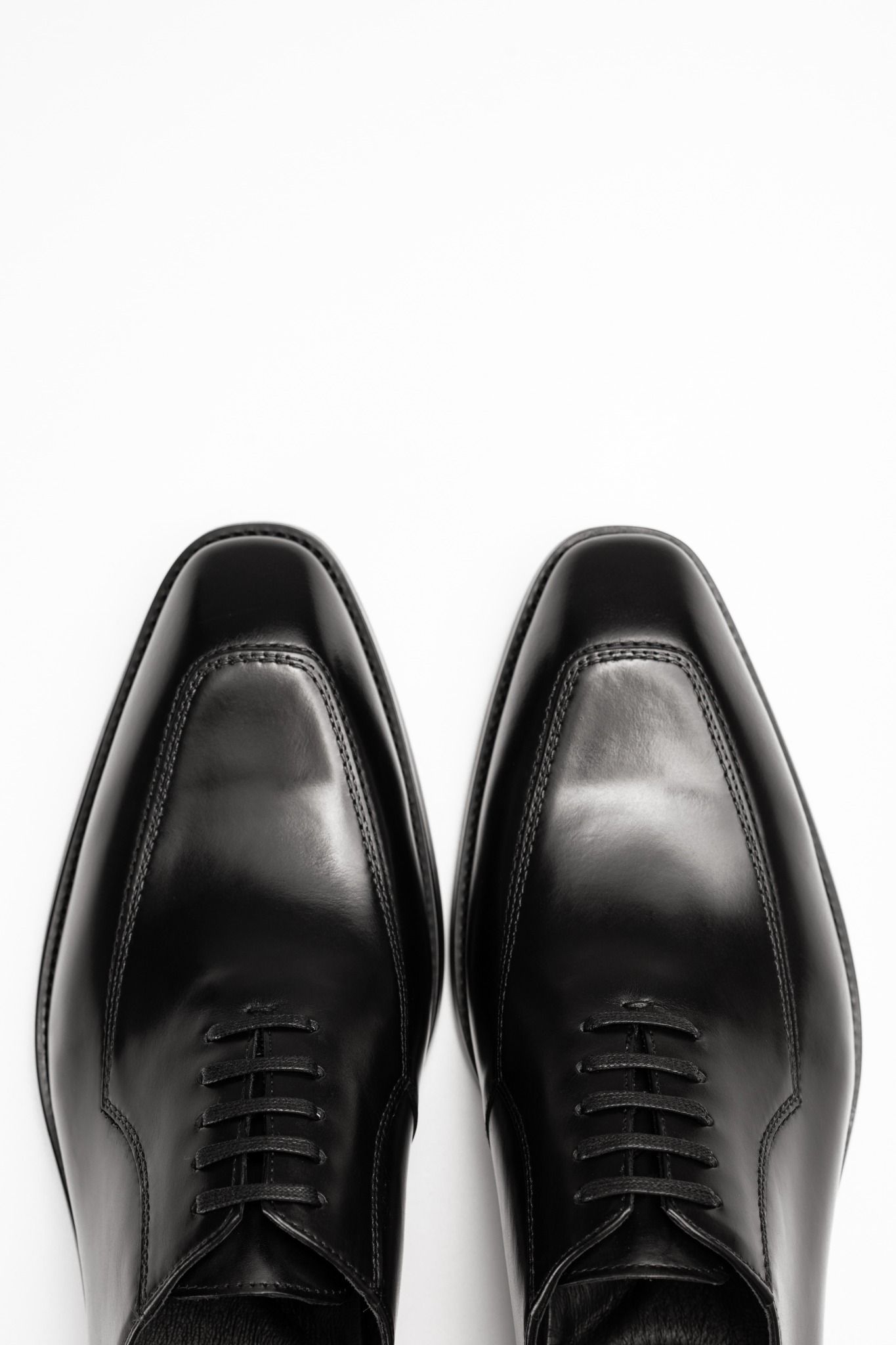 GIÀY OXFORD CÓ VIỀN