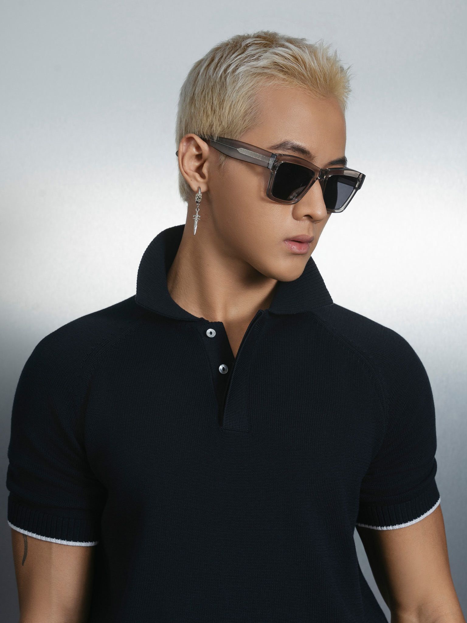 ÁO THUN CÓ CỔ DỆT KIM RAGLAN PHỐI LINE