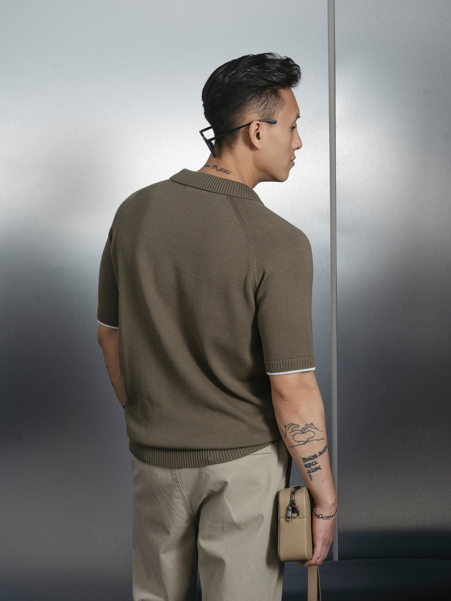ÁO THUN CÓ CỔ DỆT KIM RAGLAN PHỐI LINE