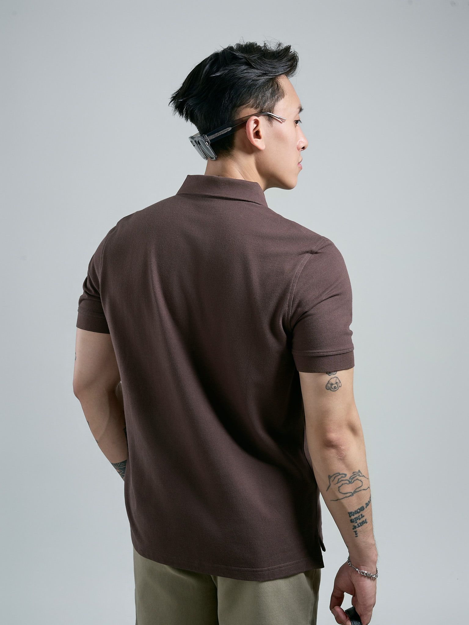 Áo thun có cổ