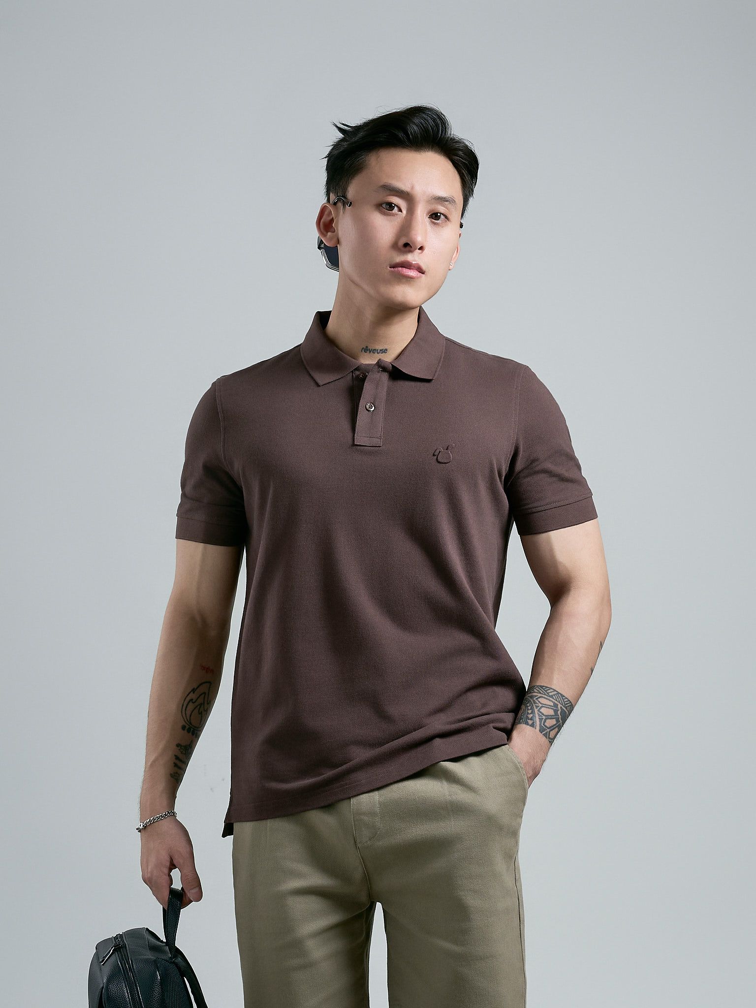 Áo thun có cổ