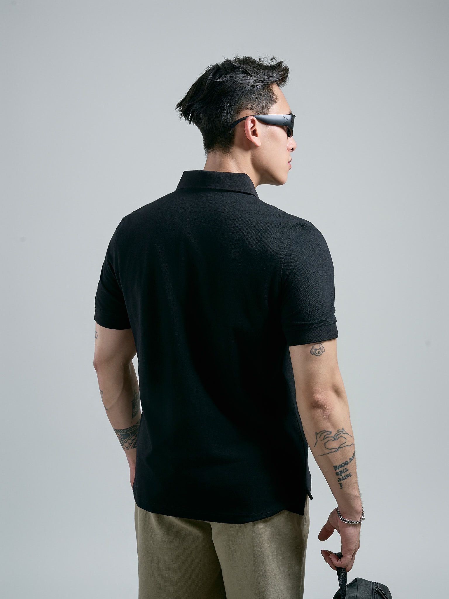 Áo thun có cổ