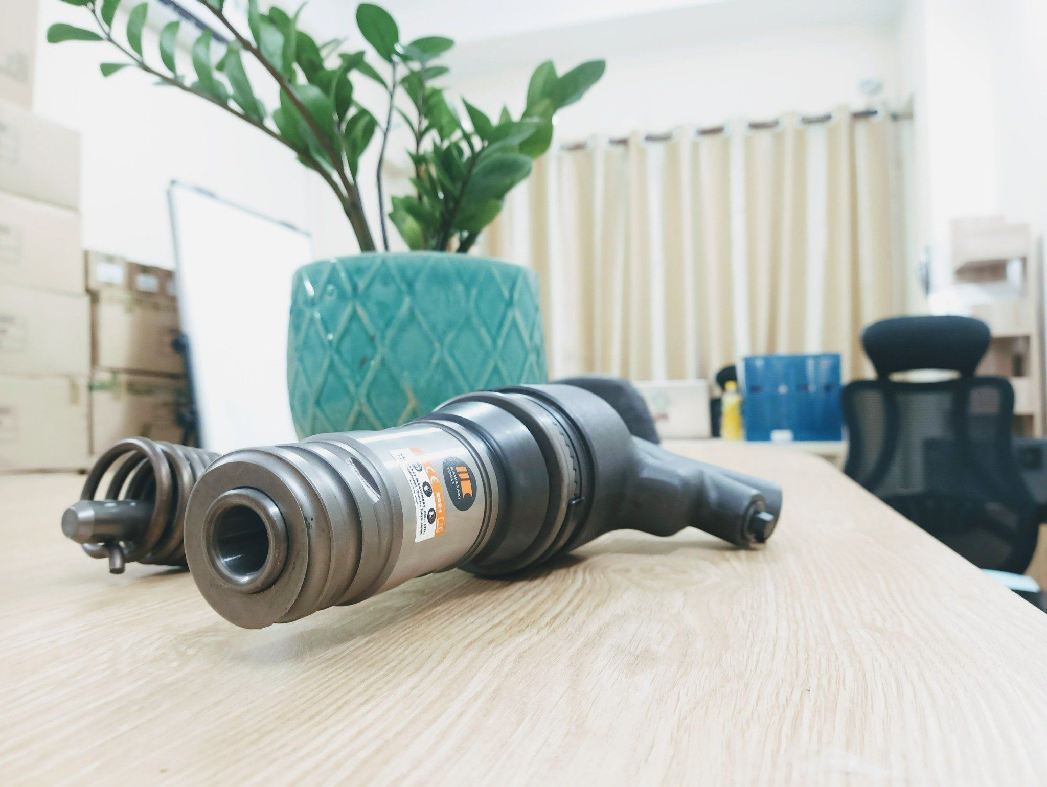 Búa Hơi Đục Bê Tông Kawasaki AA-30A