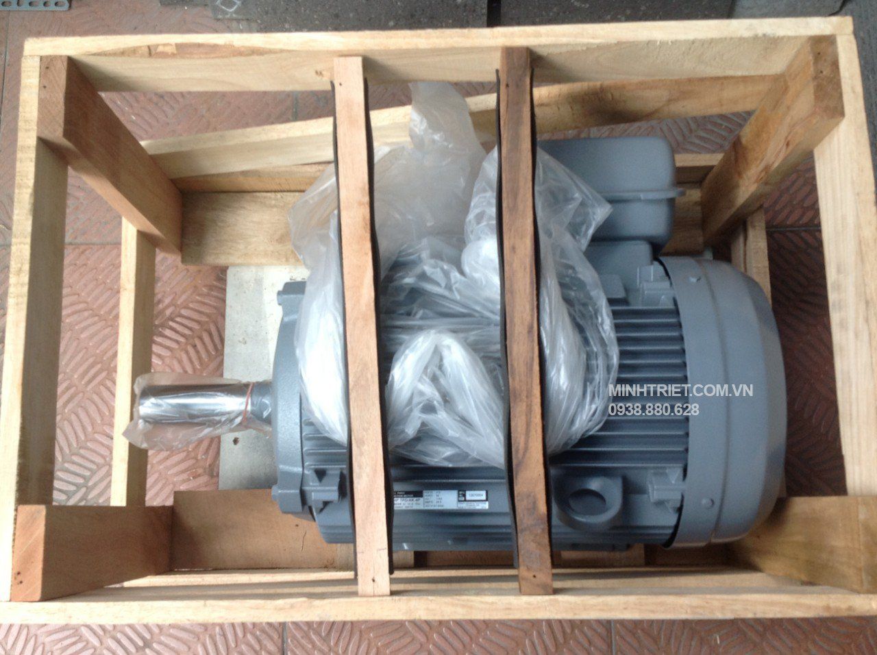Động Cơ Điện 3 Pha HITACHI 20HP-TFO-K-4P-IP55-F.INS
