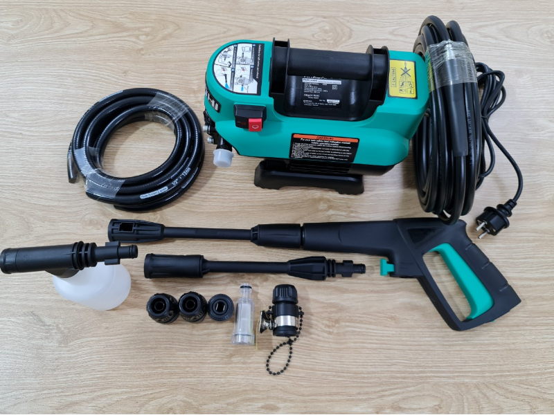 Máy Rửa Xe Hitachi FAW130BC, máy bơm tăng áp rửa xe