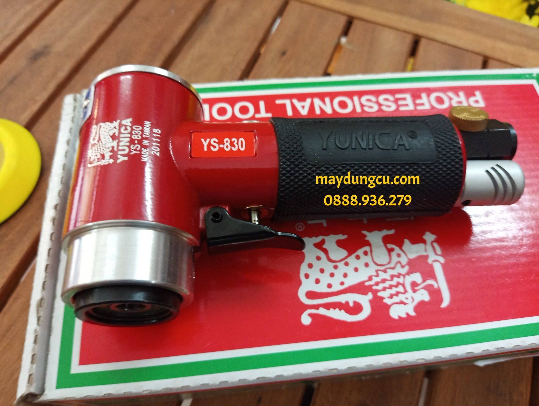 Máy Chà Nhám Hơi Yunica YS-830