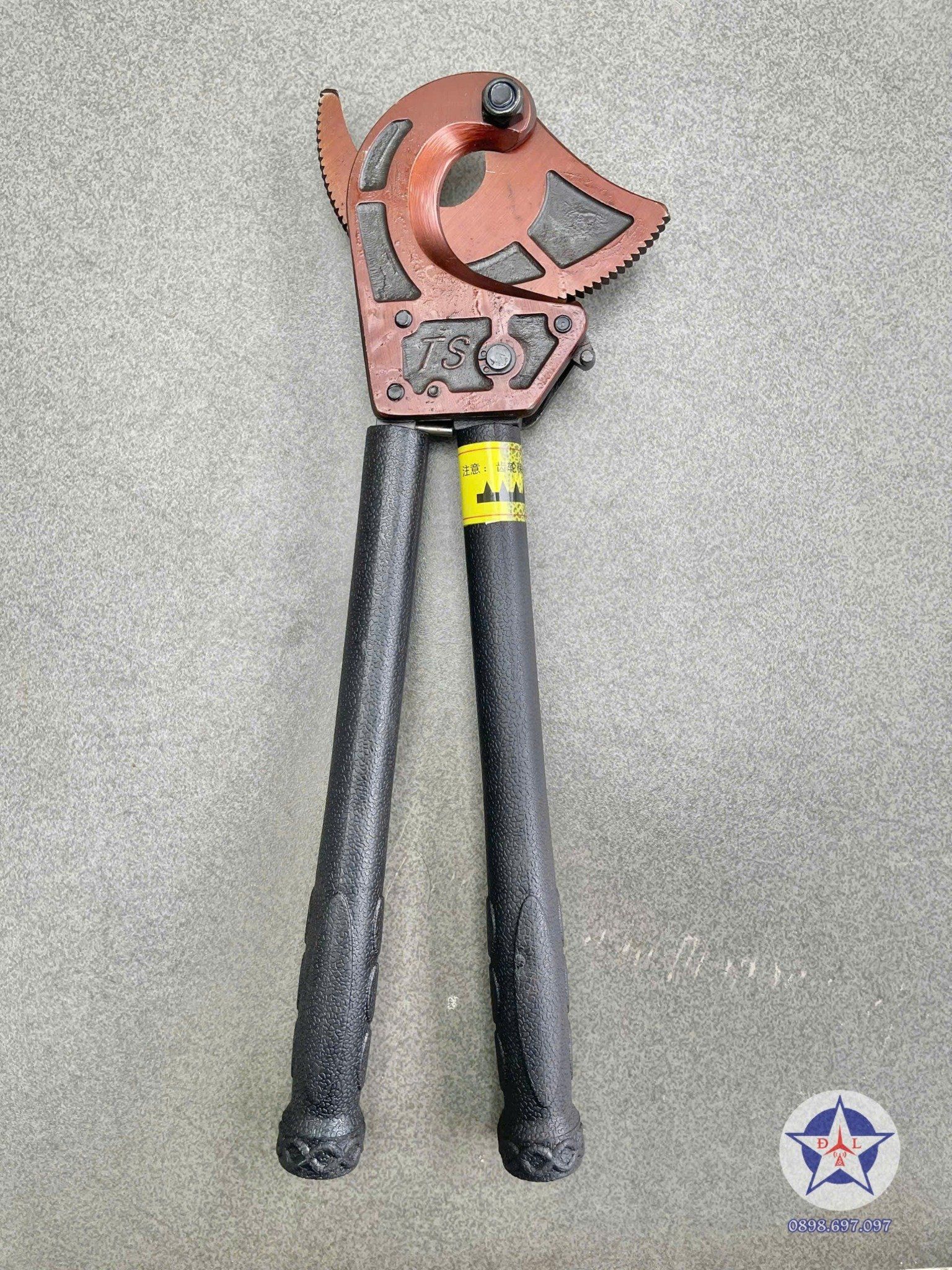 Kìm cắt cáp nhông J40