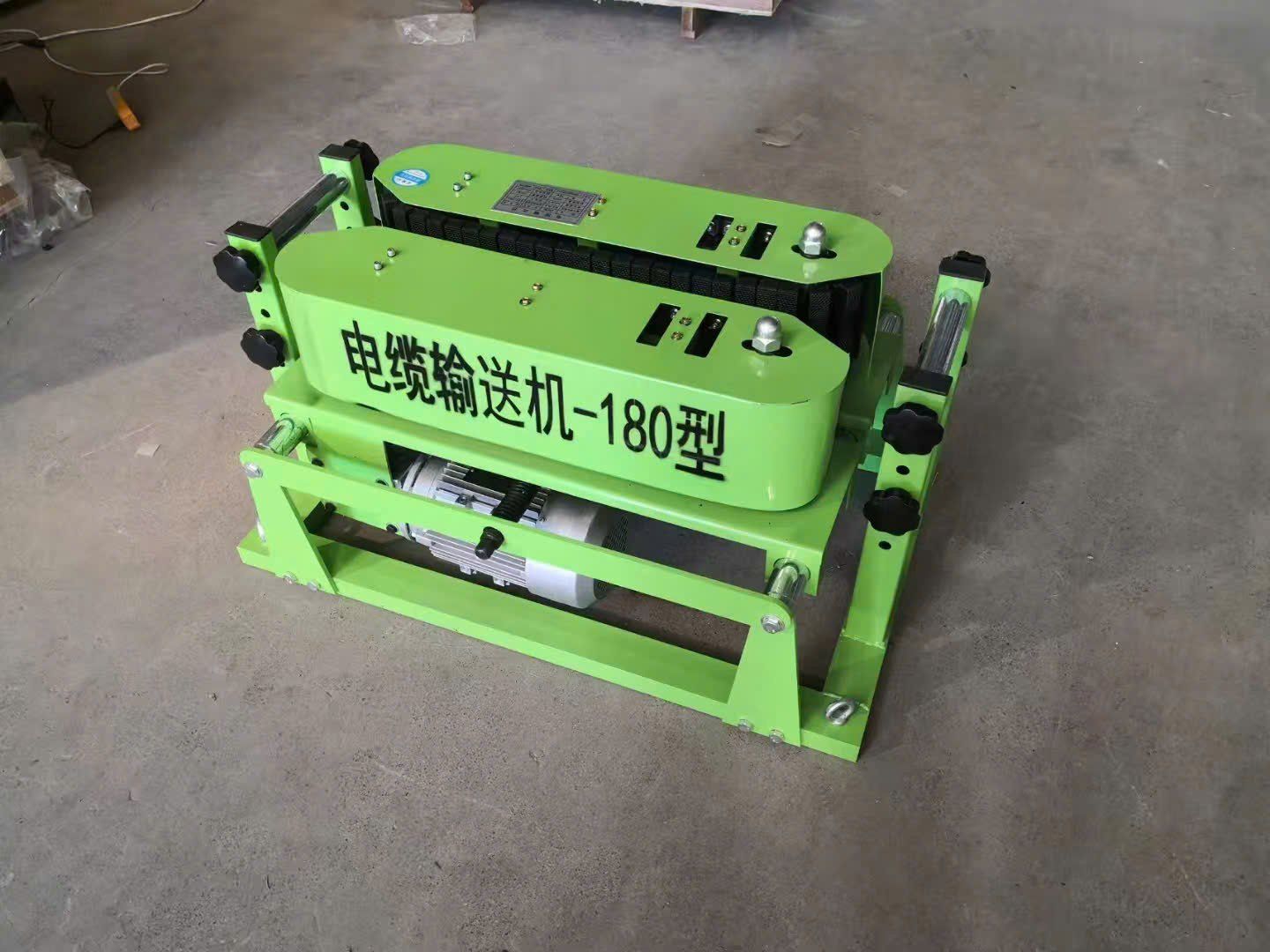 Máy đẩy dây cáp DSJ-180