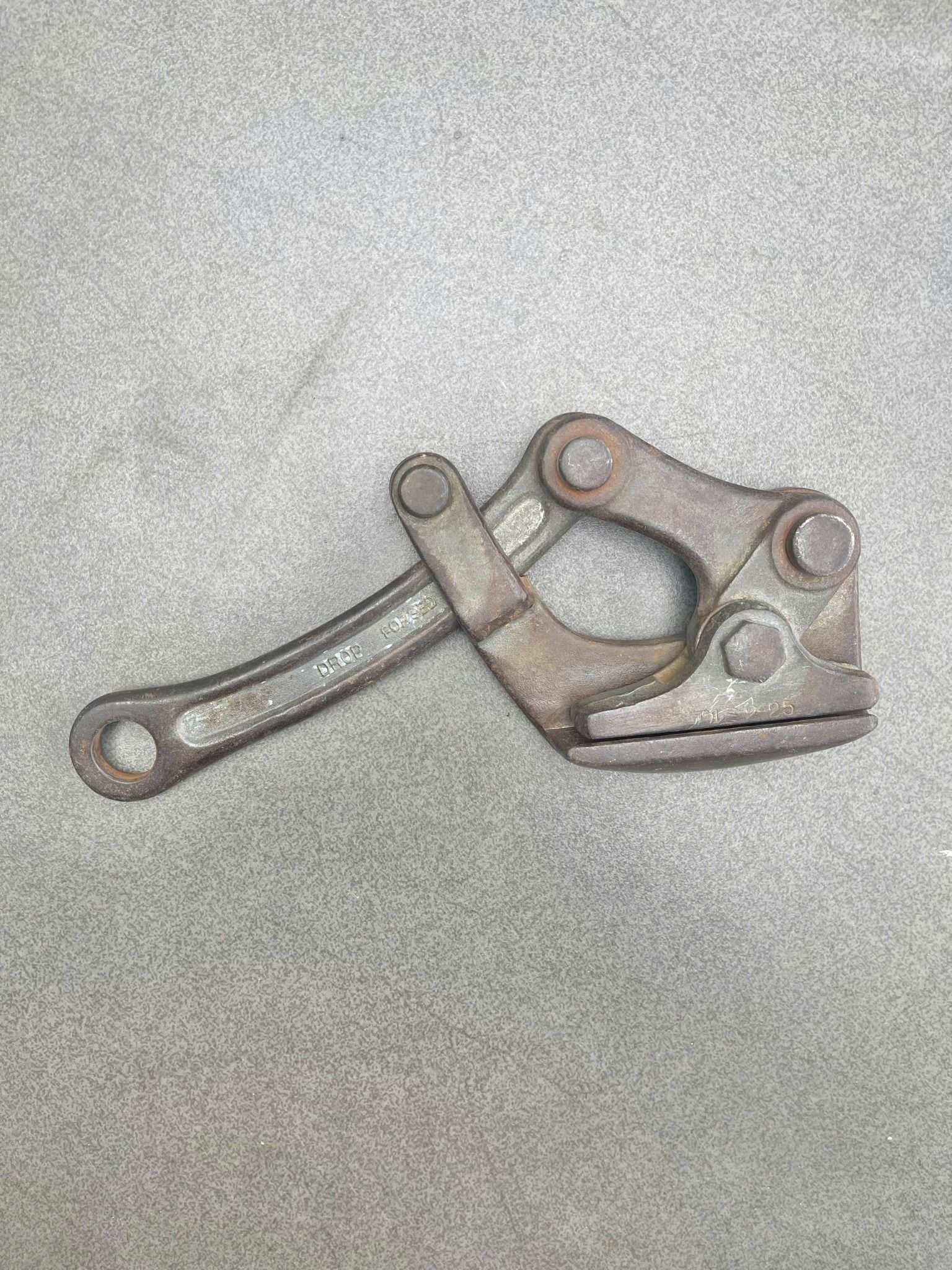 Đớp cáp 1 tấn Nhật bãi