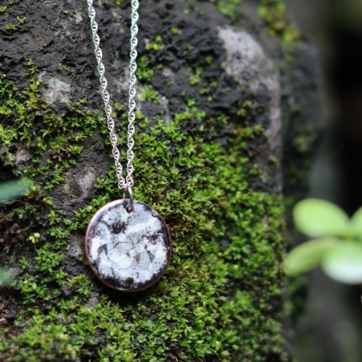 Dây chuyền họa pháp lam - Phong thủy Kim - VIEN04