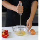 Cây đánh trứng cầm tay nhấn tiện lợi