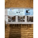 Kệ nhựa chữ nhật dán tường bé 5698 Việt Nhật