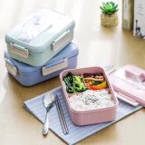 Hộp đựng cơm 3 ngăn nhựa lúa mạch kèm đũa và thìa inox