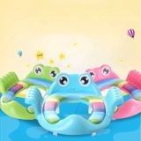 Tấm lót thu nhỏ bồn cầu cho bé có tay vịn
