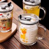 Cốc thủy tinh chia vạch kèm ống hút