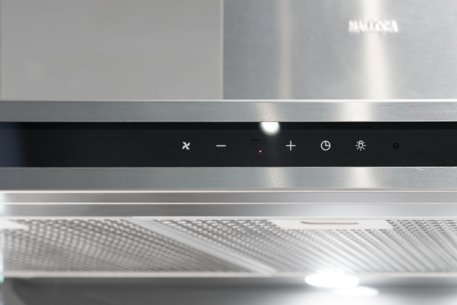 Điều khiển cảm ứng tiện dụng