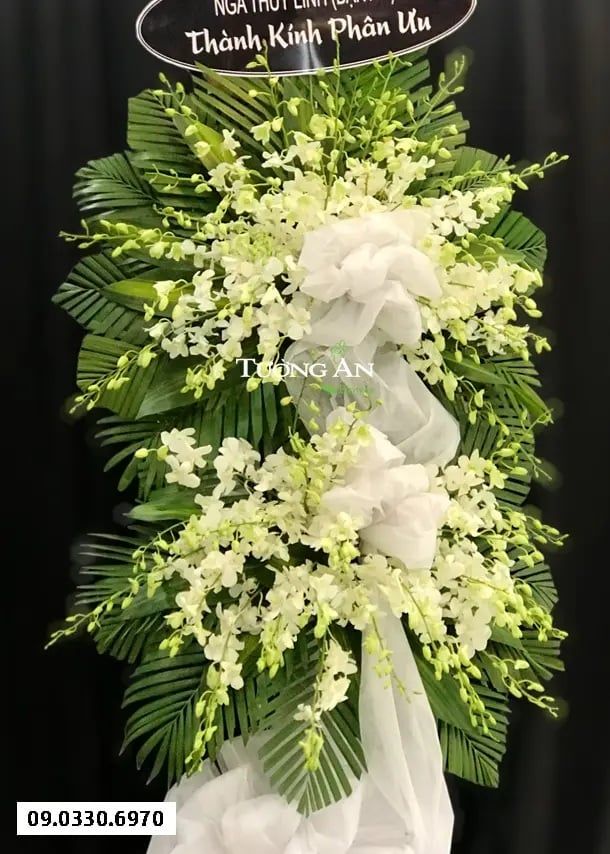 Vòng Hoa Chia Buồn Tang Lễ - B275