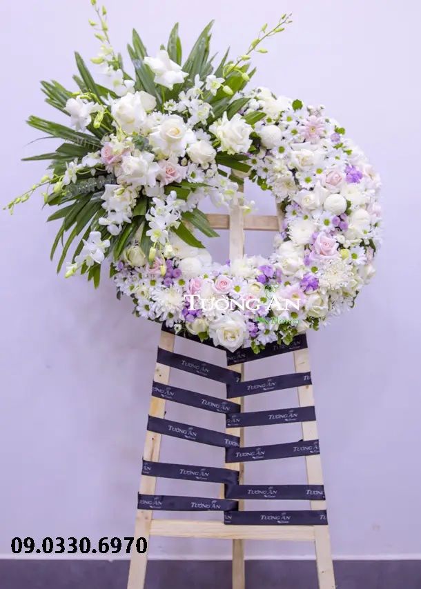 Vòng Hoa Phúng Điếu - B310