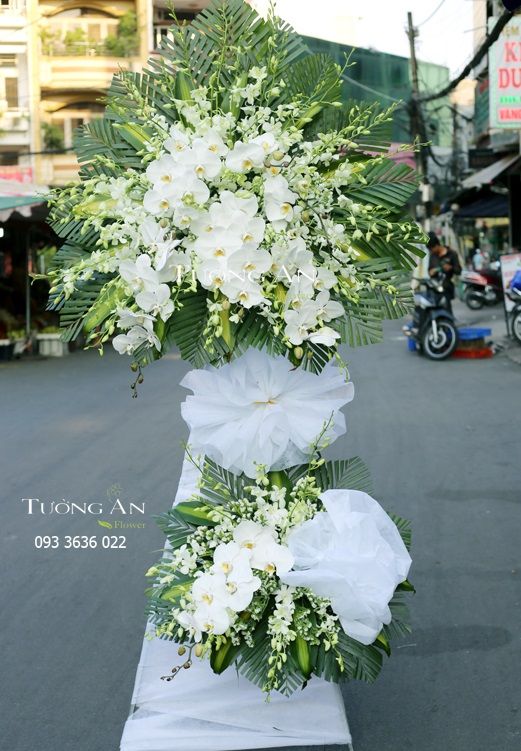 Vòng Hoa Giã Từ - S624