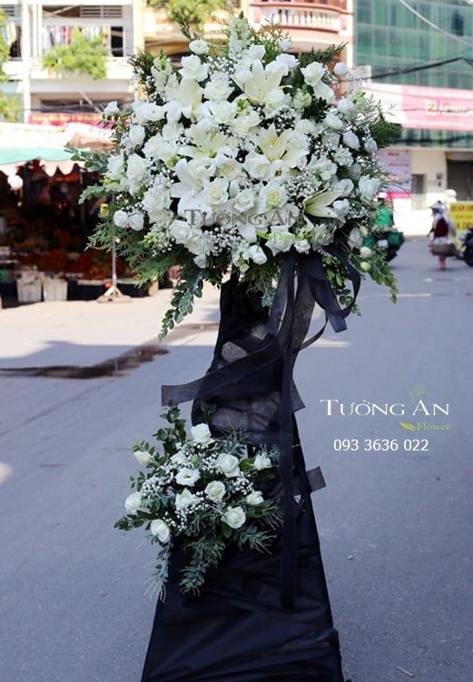 Vòng Hoa Biệt Ly - S642