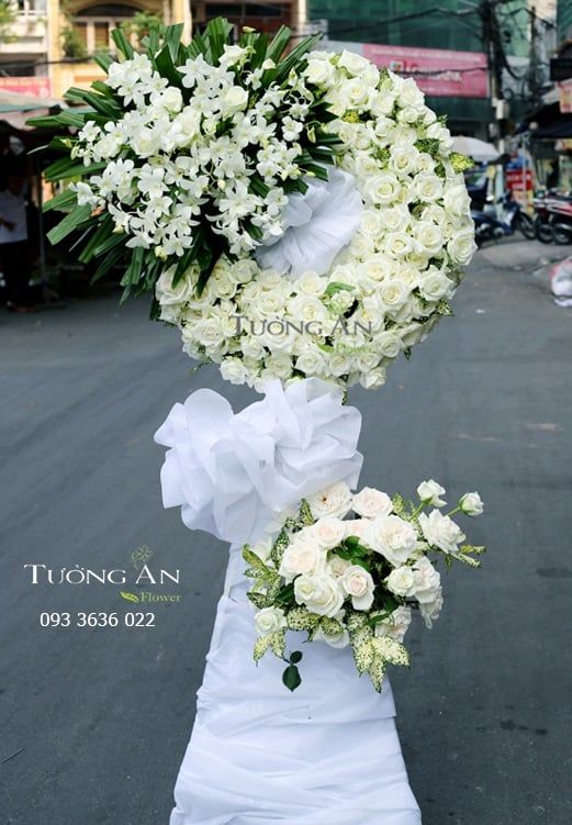 Vòng Hoa Tưởng Nhớ - S646