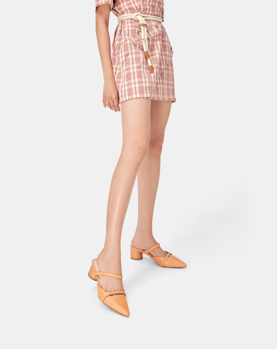 Giày cao gót gắn khoá hoa trang trí JNCG05120 hover