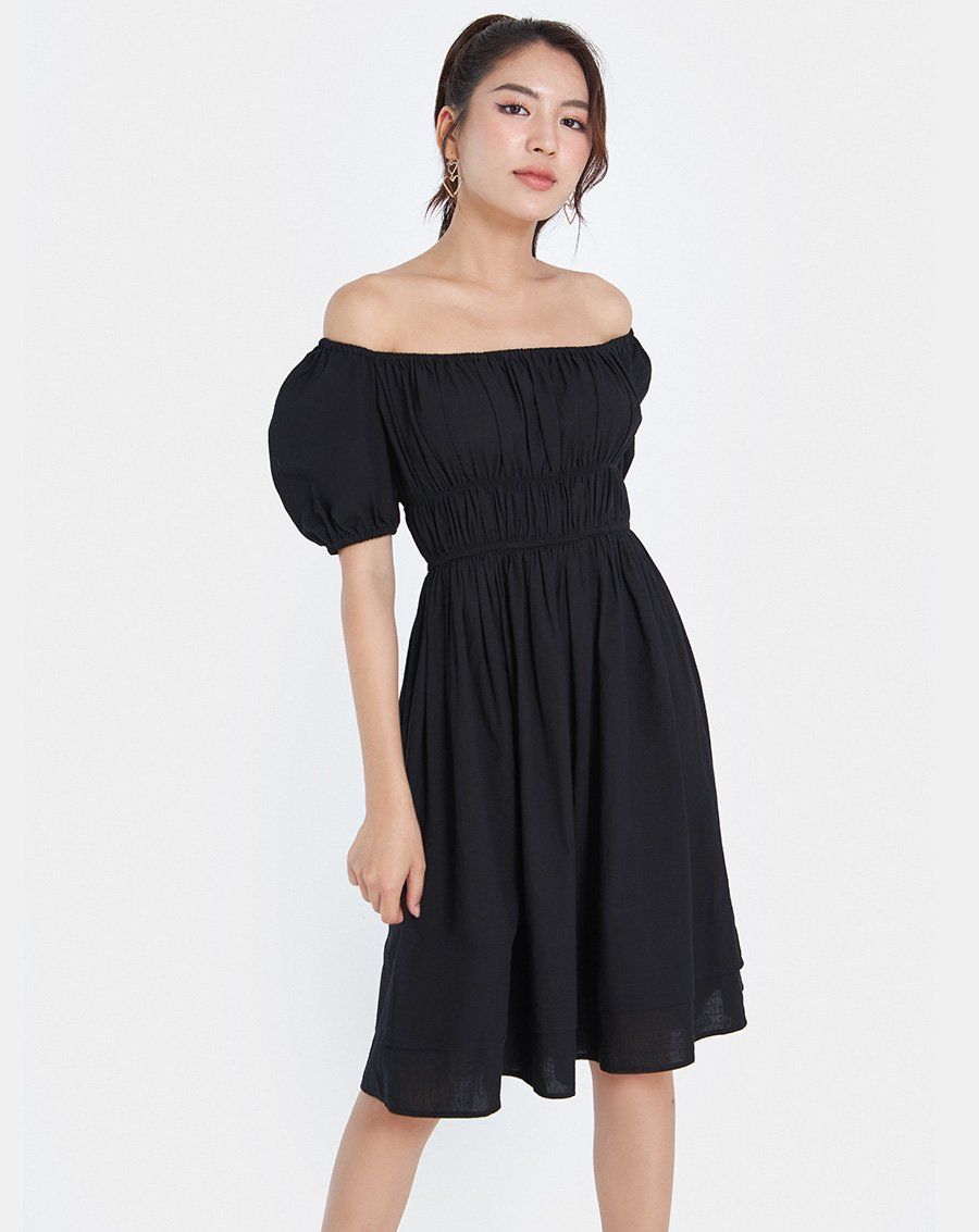 Đầm midi luồn thun ngực