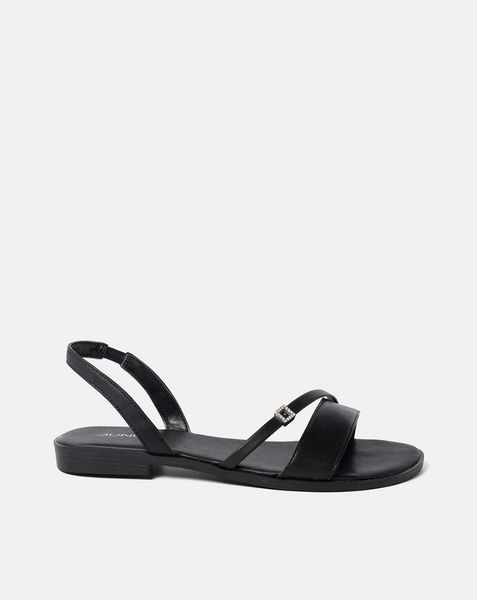 Giày sandal bệt gắn khóa trang trí