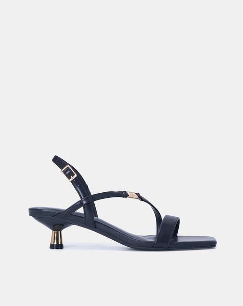 Giày Sandal Mũi Vuông Trang Trí Logo Cách Điệu