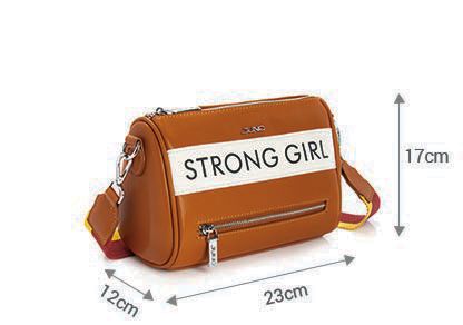 Túi Strong Girl dáng trống cách điệu TXT148