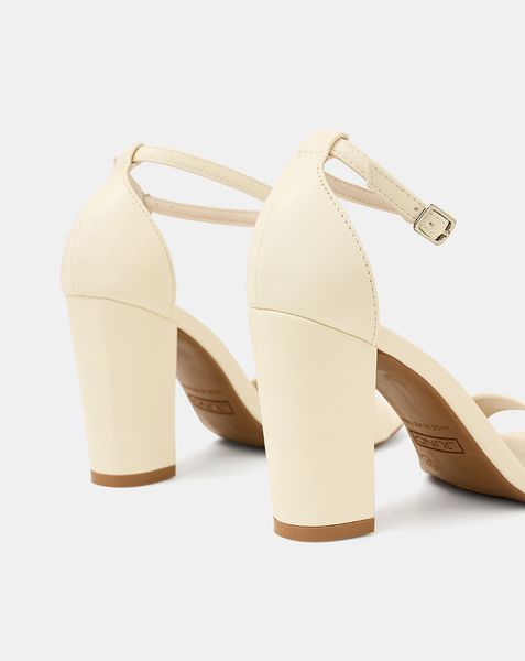  Giày Sandal Gót Vuông 