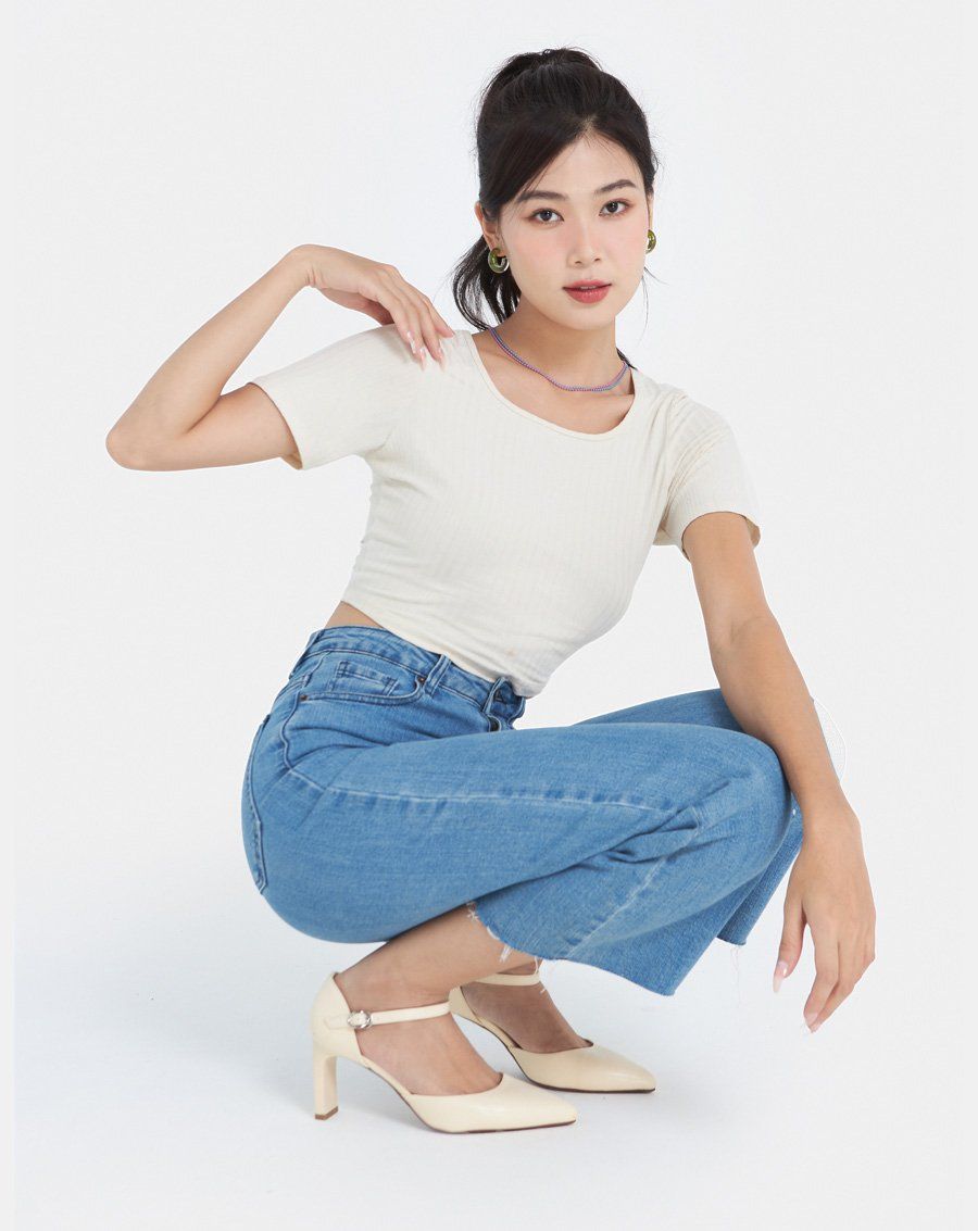 Áo thun croptop cổ vuông JNATH017 hover