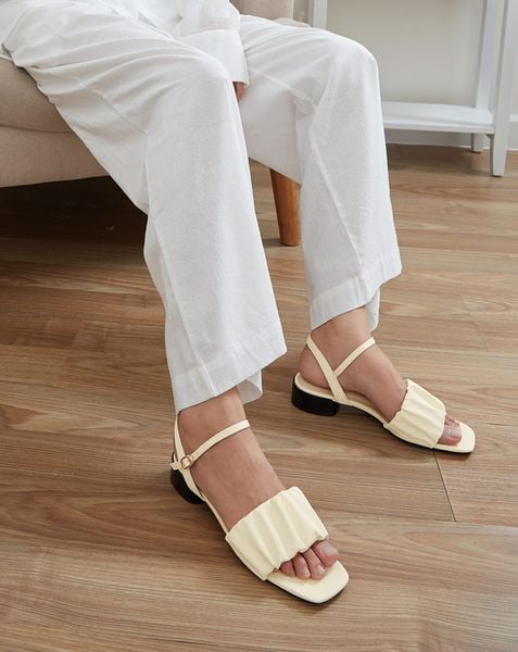  Giày Sandal Quai Ngang Bèo Nhún 