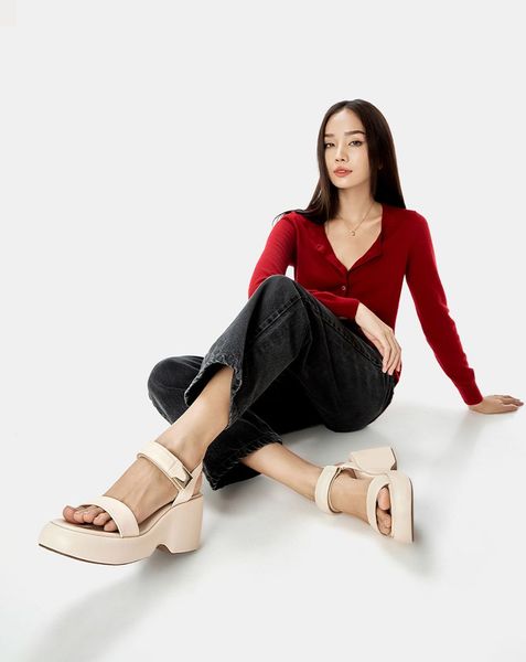  Giày Sandal Xuồng Quai Ngang Xé Dán 