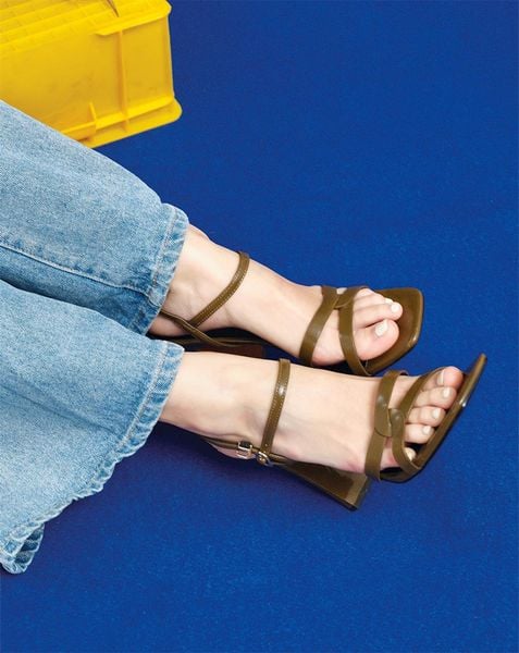  Giày Sandal Sandal Quai Mảnh Xoắn 