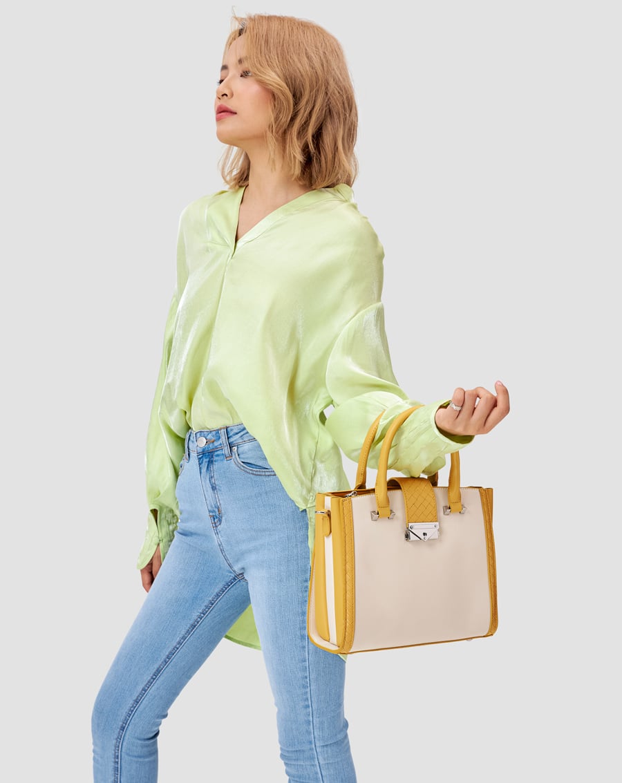 Túi xách trung buckled tote - Image 2