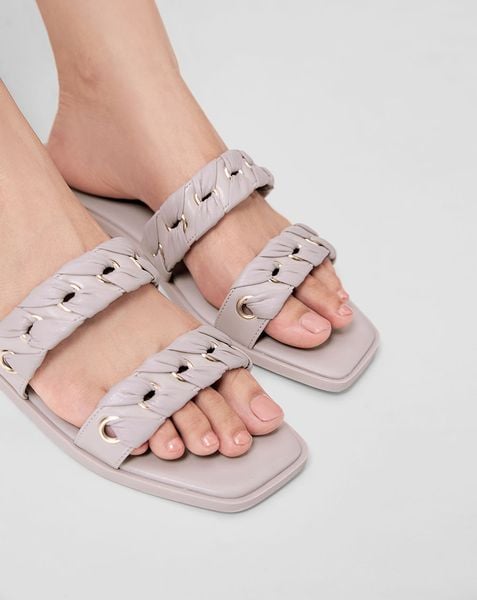  Dép bệt đan khoen trang trí 