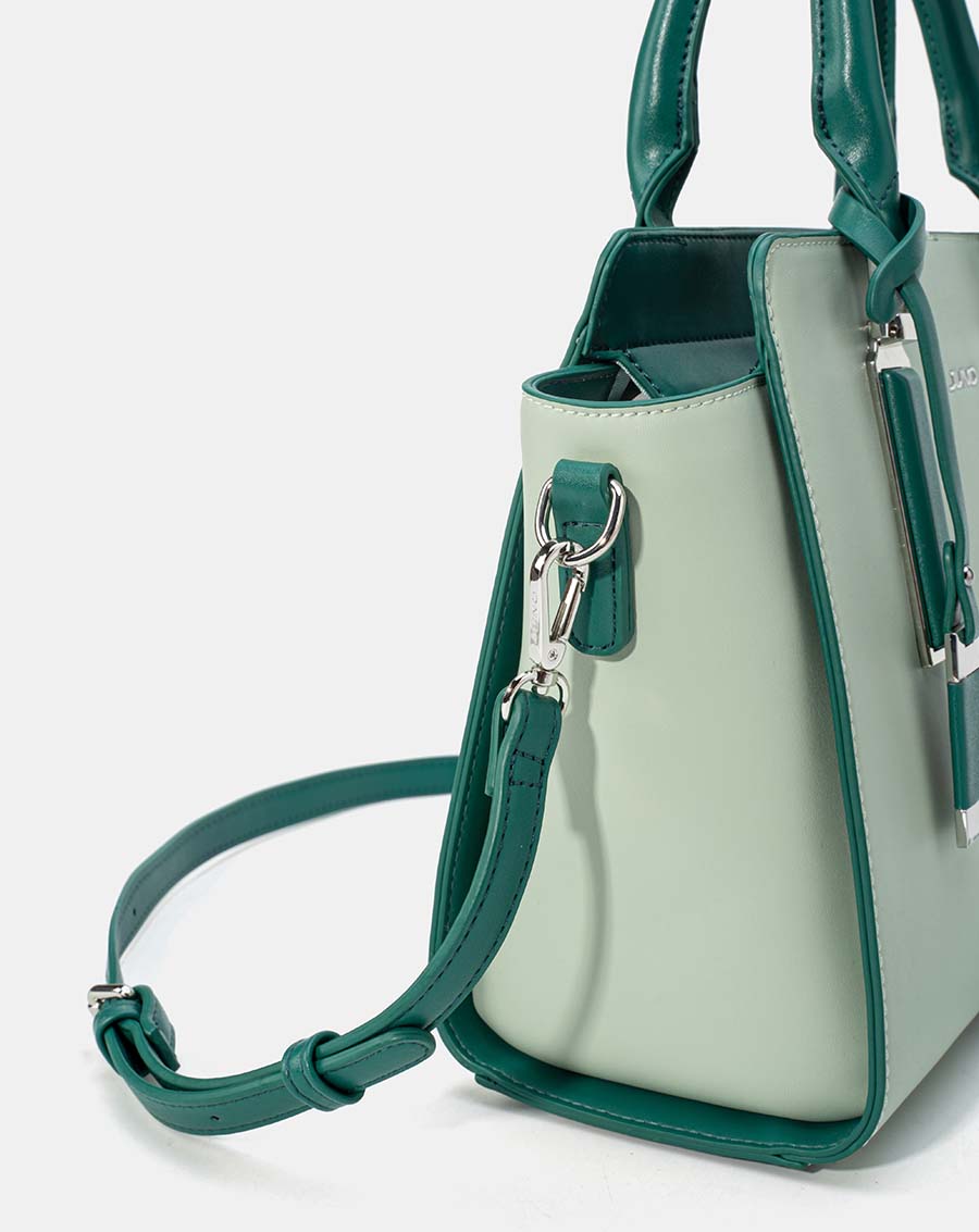 Túi xách trung tote charm trang trí phối 2 màu - Image 5
