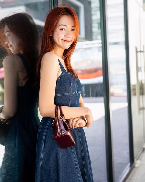 Đầm midi rã cúp 2 dây vải denim 