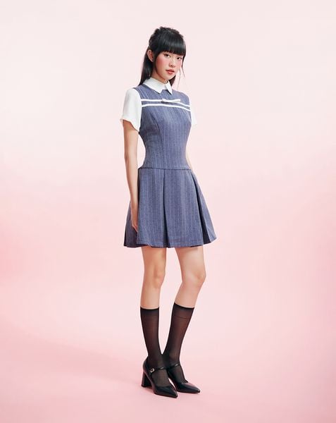  Đầm mini phối màu trang trí dây nơ 