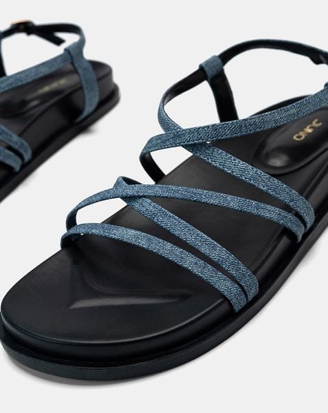  Giày Sandal Đế Bệt Quai Mảnh Chéo 