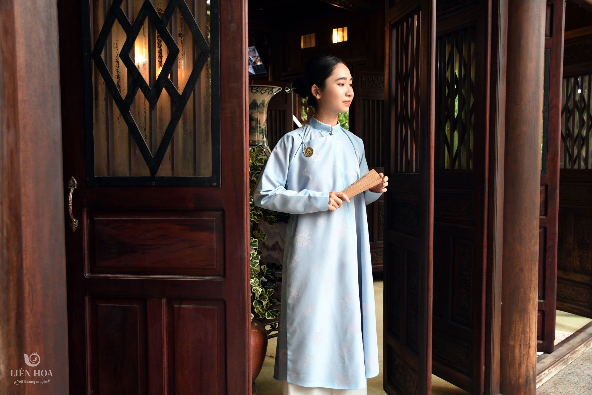  Áo ngũ thân Đào Liên 