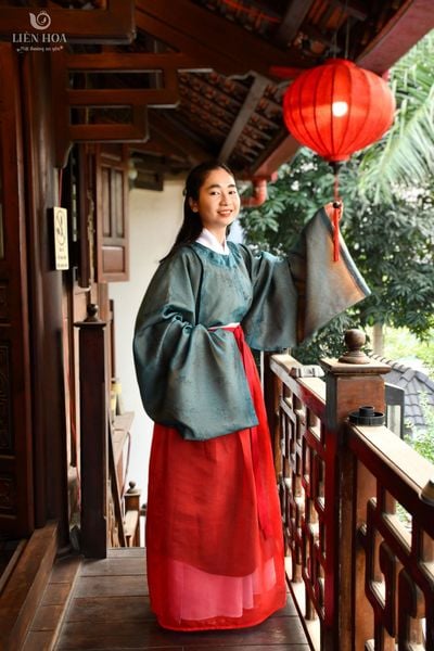 Đặt may Viên lĩnh Thương Khung - LIÊN HOA