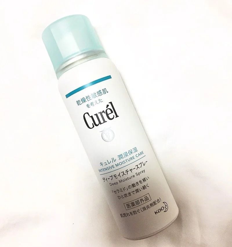 Xịt Khoáng Dưỡng Da Cấp Ẩm Chuyên Sâu Curél Intensive Moisture Care Deep Moisture Spray